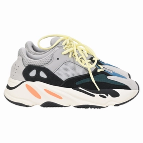mountain - running Adidas x Yeezy Boost 700 Sneakers in Multicolor Mixed Media