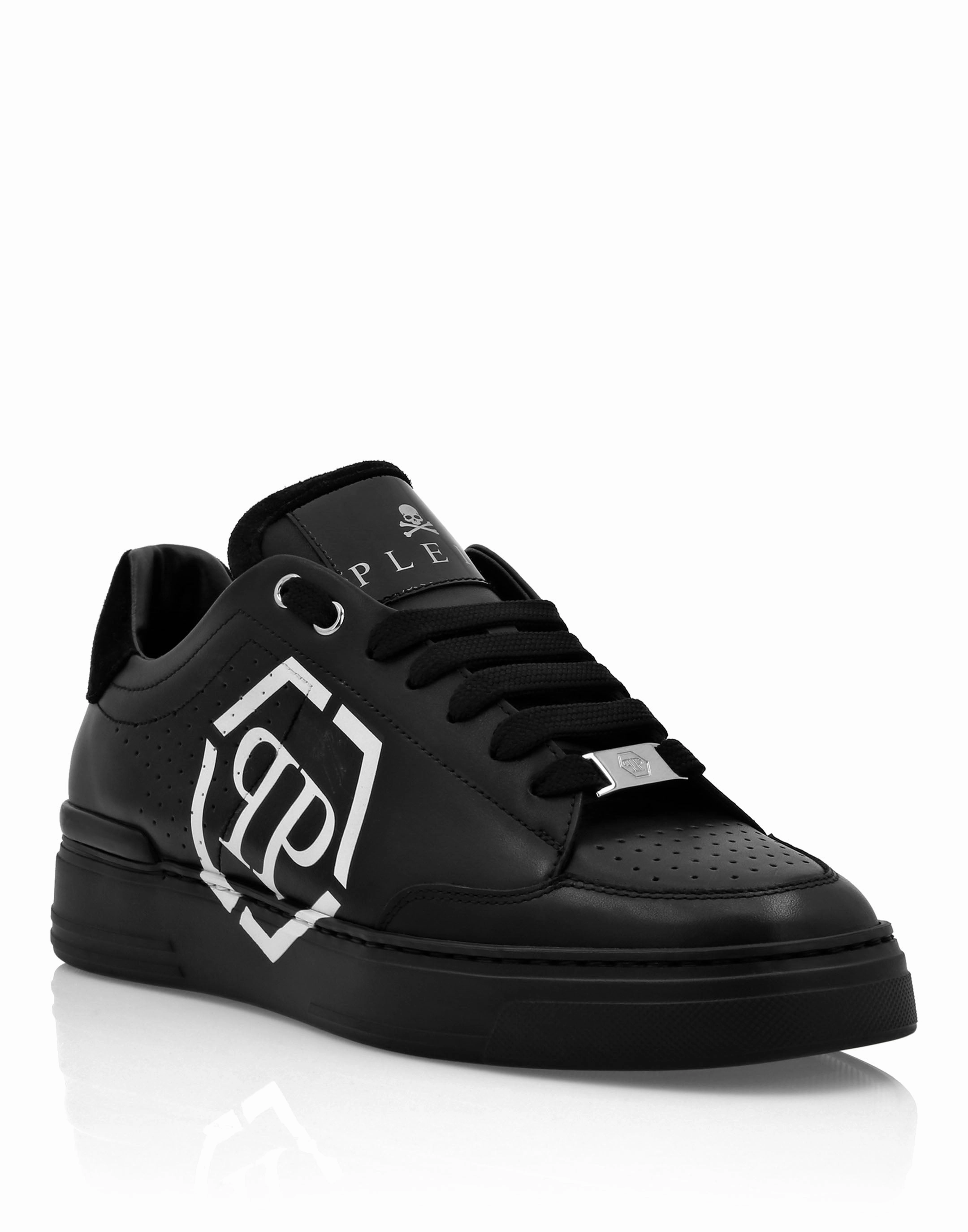 Lo-Top Leather Sneakers Hexagon Award - winning