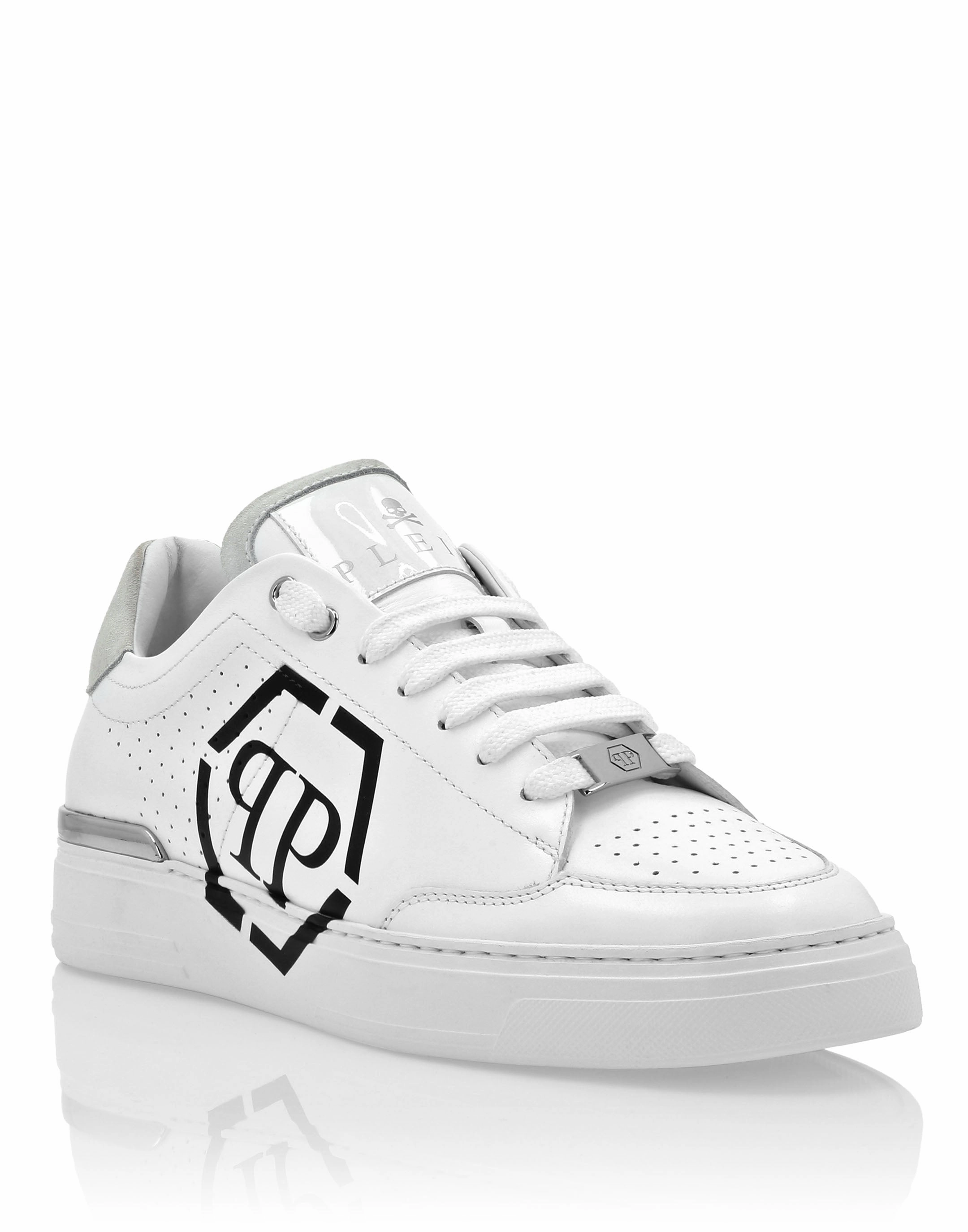 Lo-Top Leather Sneakers Hexagon Entry - level outdoor running option