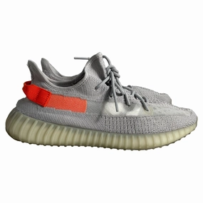 running for team goals Yeezy x Adidas Boost 350 V2 Tail Light Sneakers in Grey Polyester