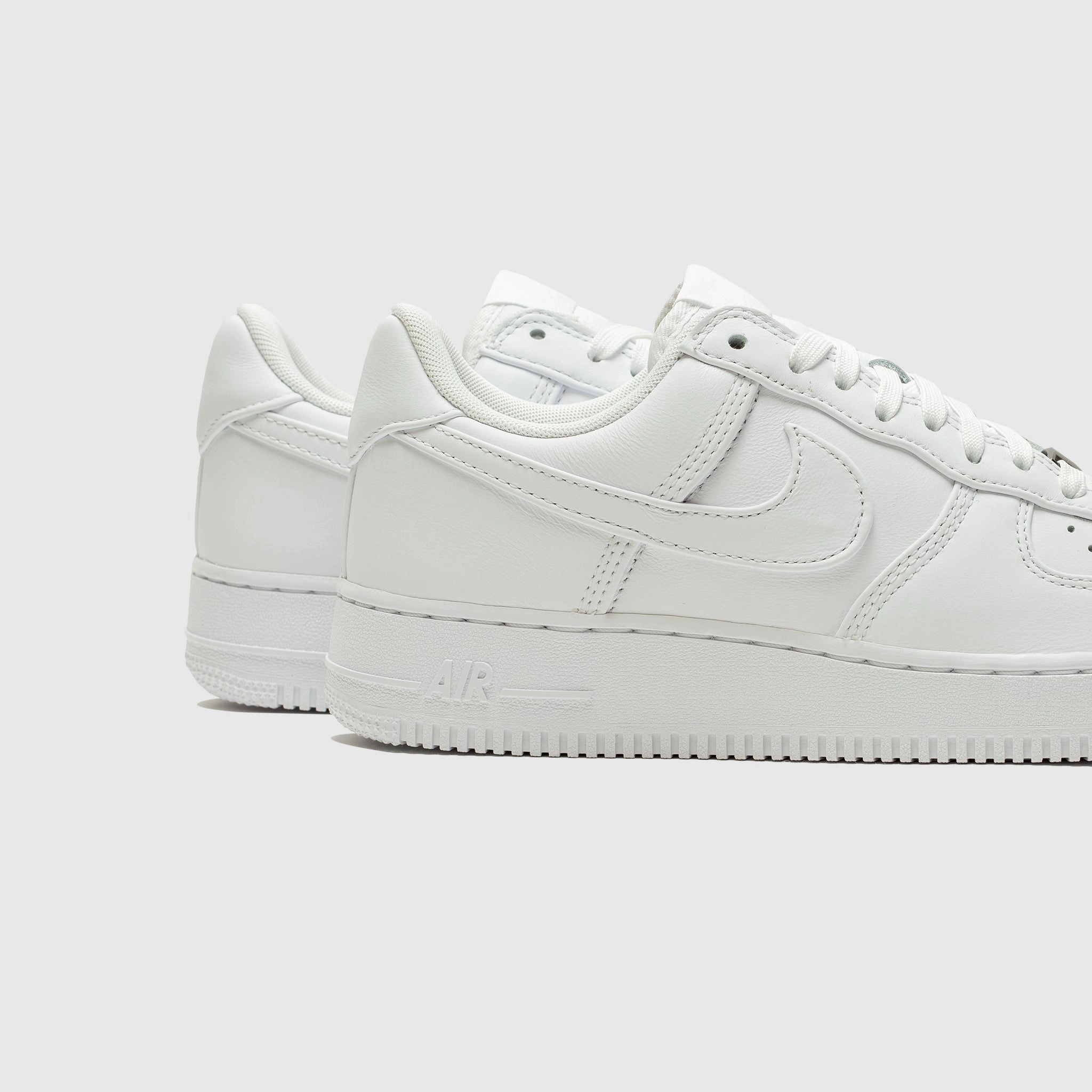 AIR FORCE 1 LOW RETRO PREMIUM "TRIPLE WHITE" Orthopedic Friendly Fit Home Comfort