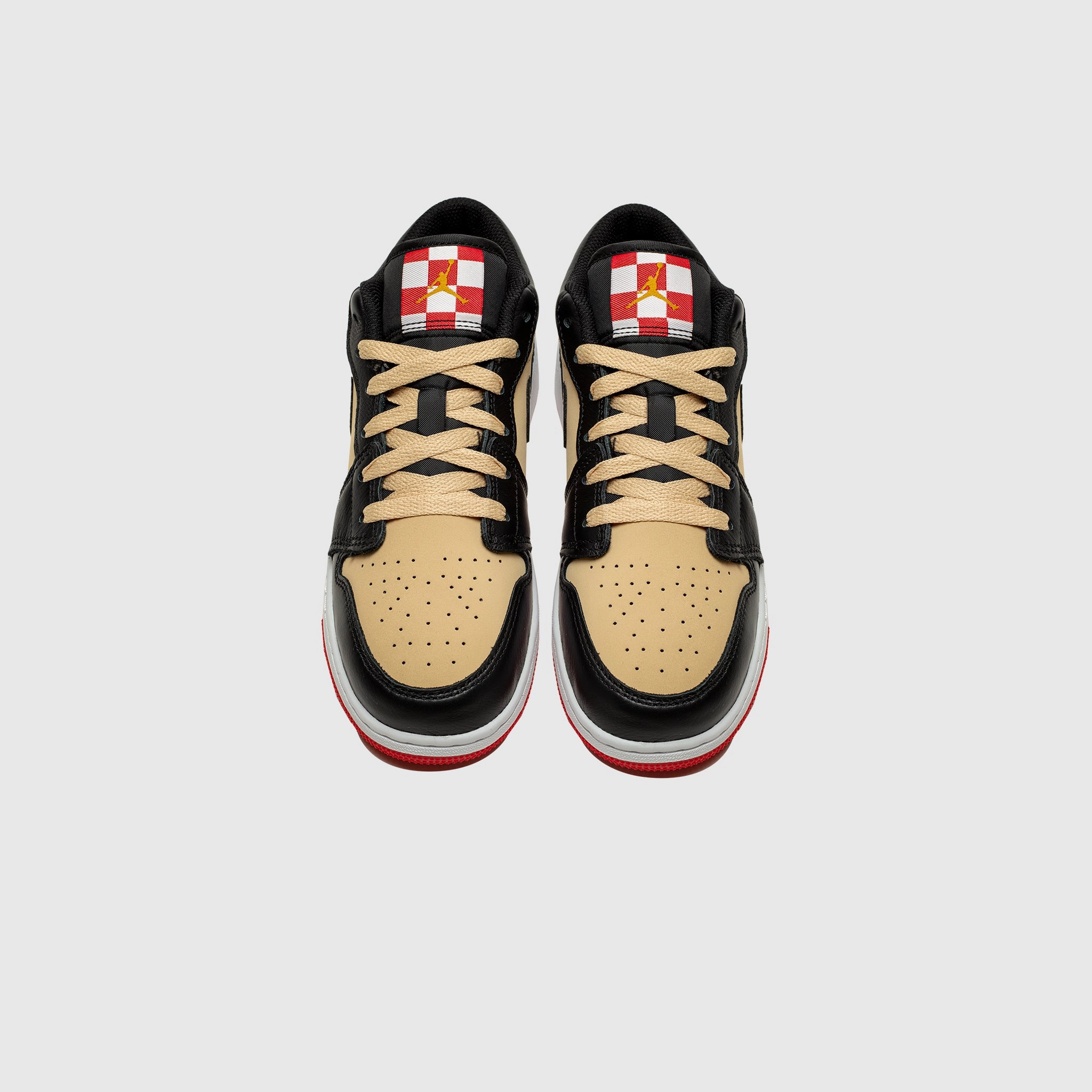 Retro Style Perimeter Cushioning AIR JORDAN 1 LOW SE (GS) "PIZZA"