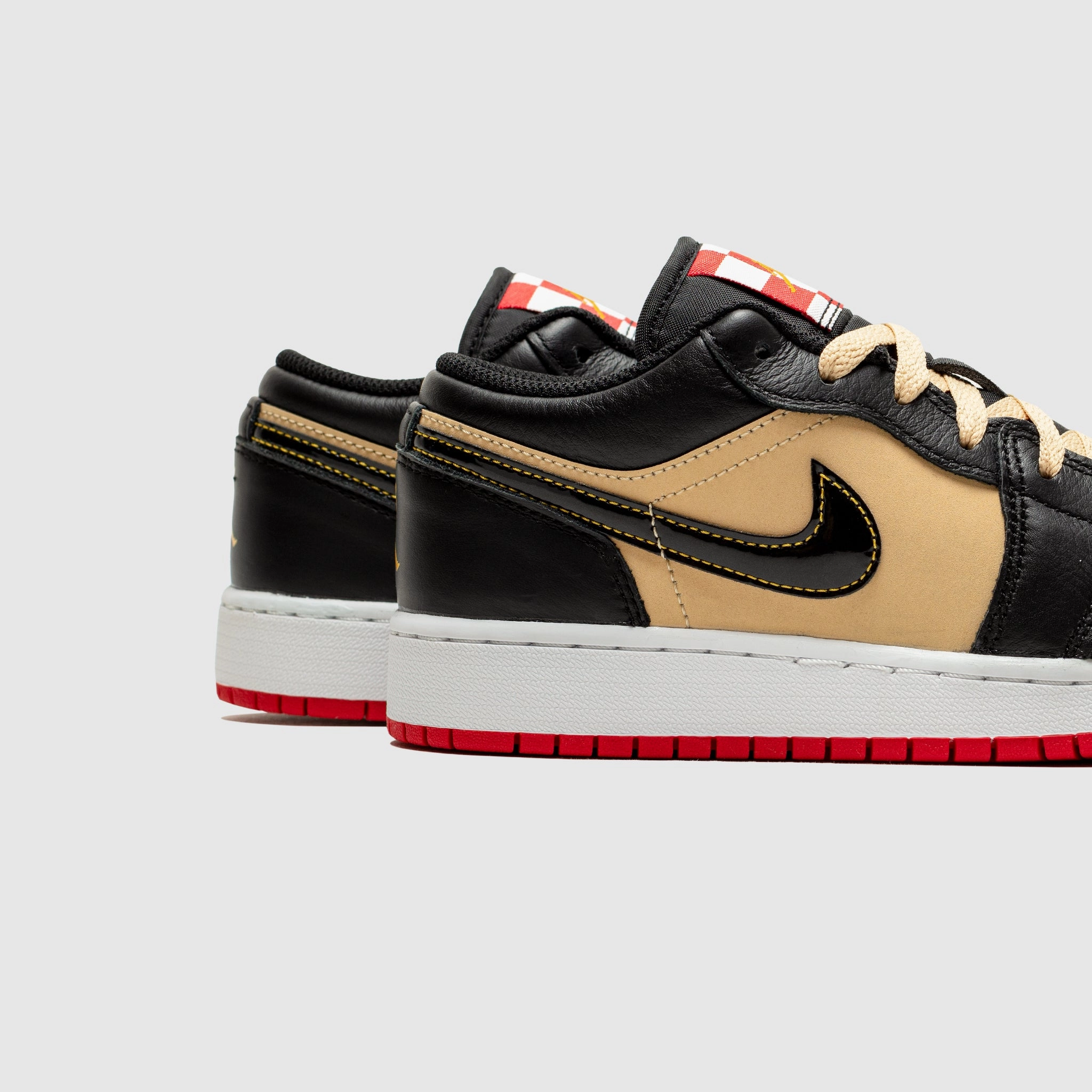 Adaptive Flex Notches Thermoplastic Polyurethane Plate AIR JORDAN 1 LOW SE (GS) "PIZZA"