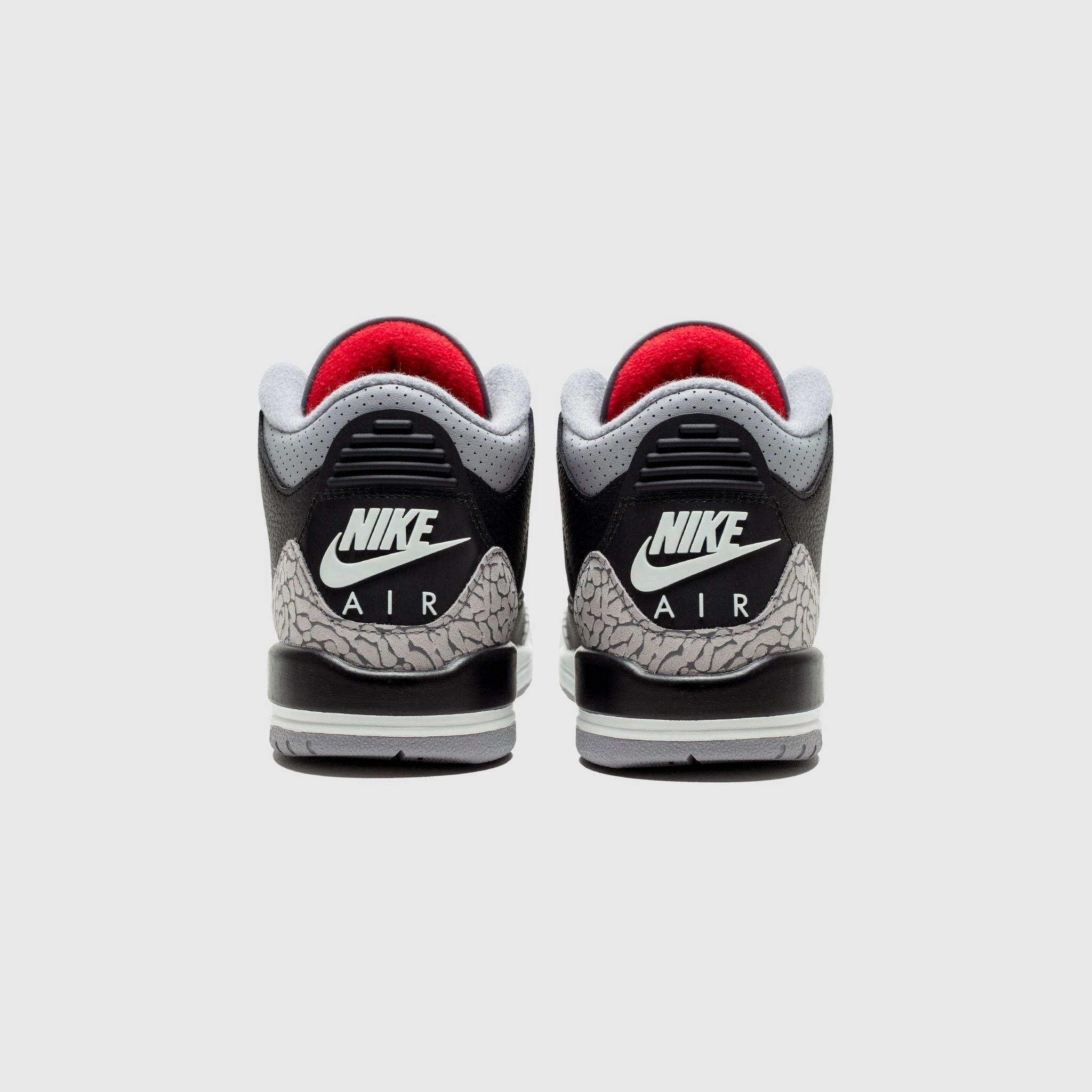 Dynamic lining AIR JORDAN 3 RETRO (GS) "BLACK CEMENT REIMAGINED"