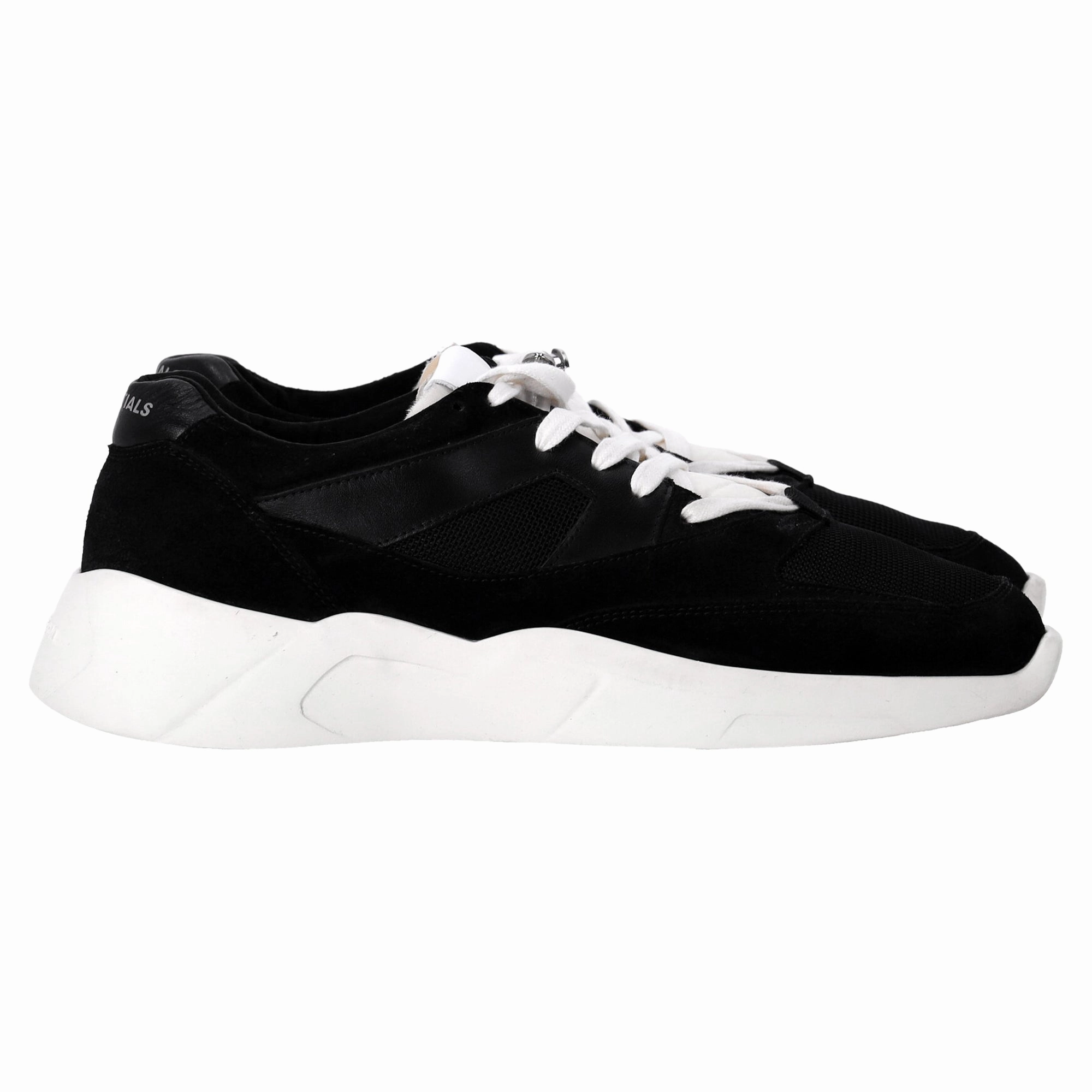 Fear of God Essentials Distance Sneakers in Black Suede hill - training