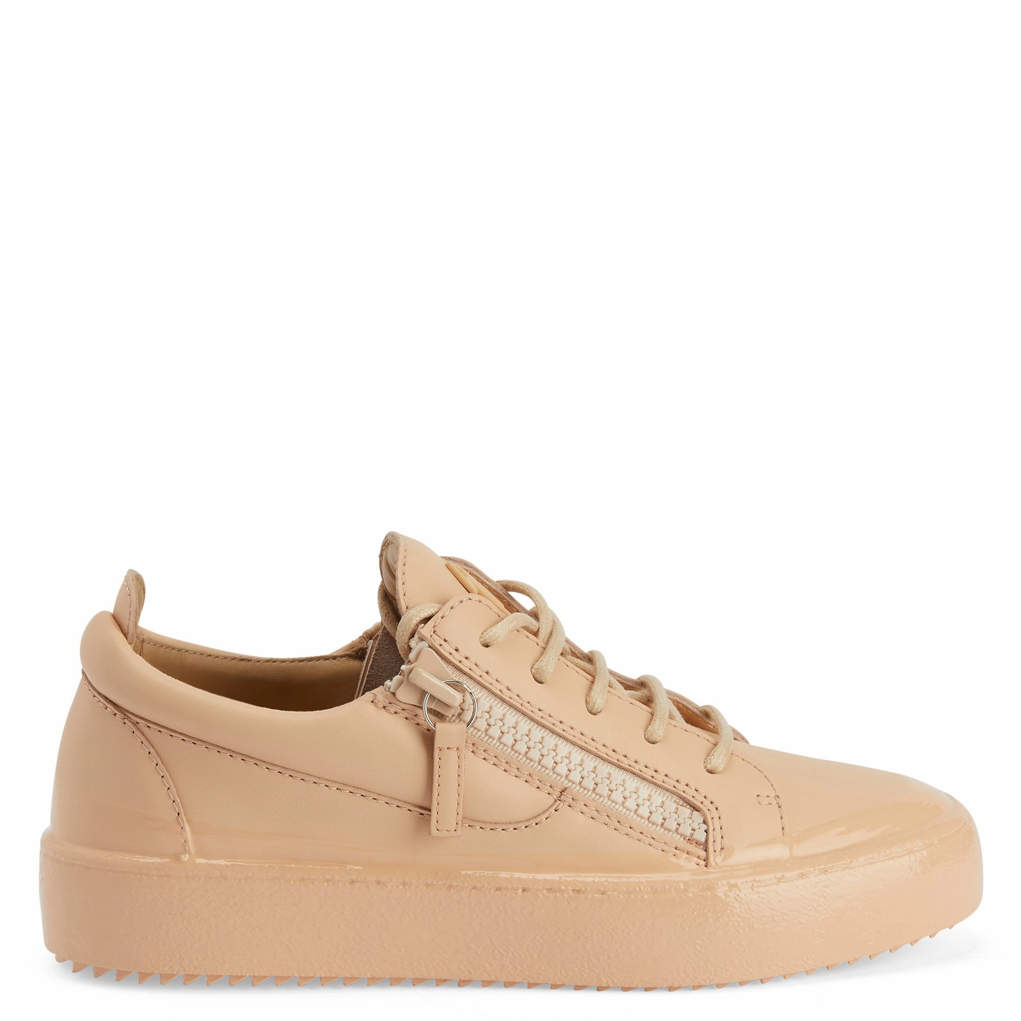 Giuseppe Zanotti Gail Match running with a running belt running with a safety light