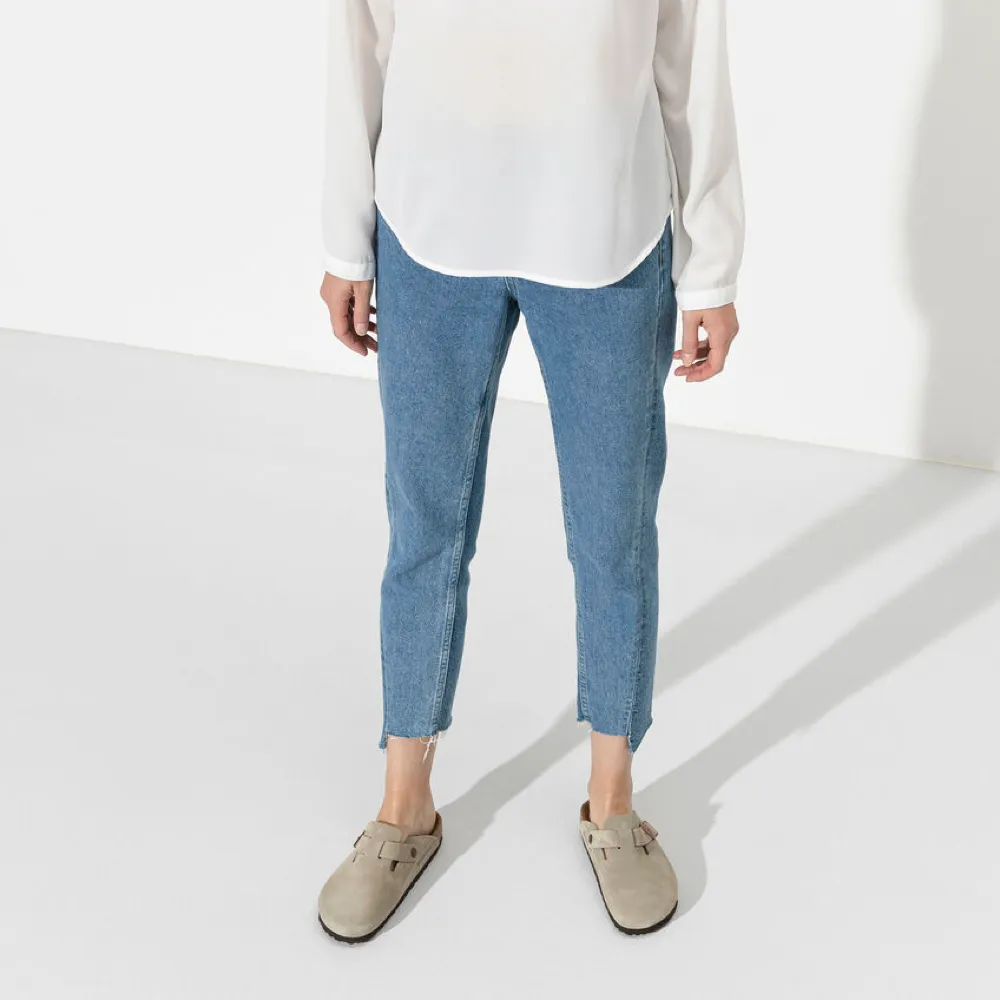 Float Feel Birkenstock Boston Suede Leather Soft Footbed Clog in Taupe