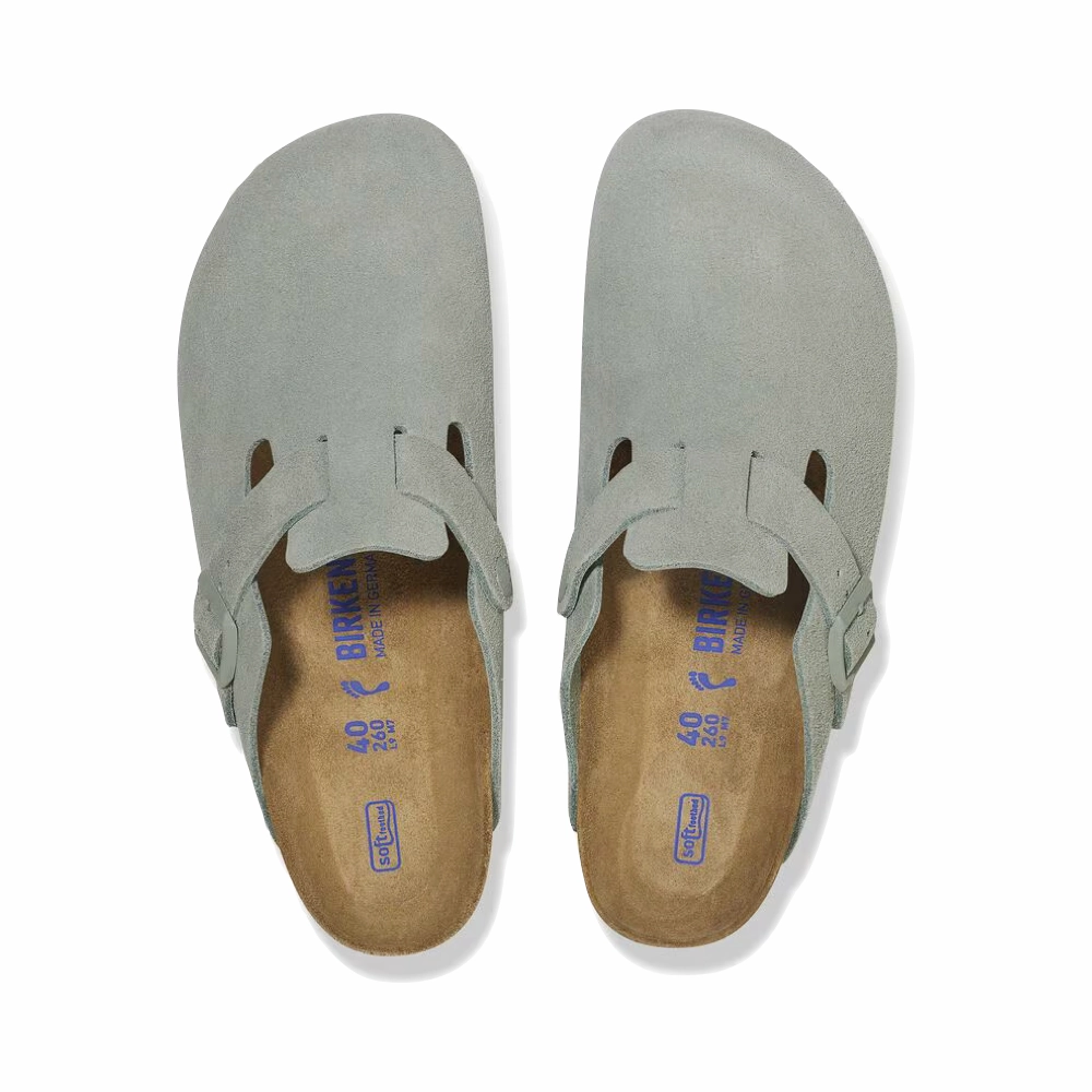 On The Run Unisex Look Birkenstock Boston Suede Soft Footbed Clog in Pure Sage