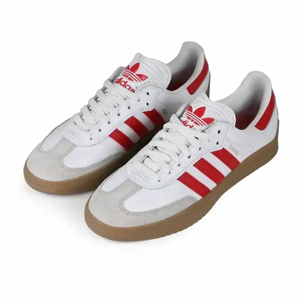 casual runners' footwear Flexible structure Adidas Skateboarding Puig Samba Shoe