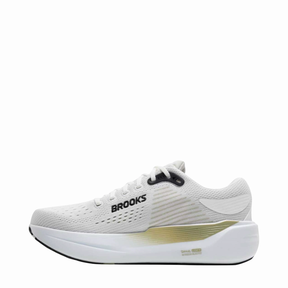 Light cushion Urban Function Brooks Men's Ghost Max 3 Sneaker in Bright White/Tea/Black