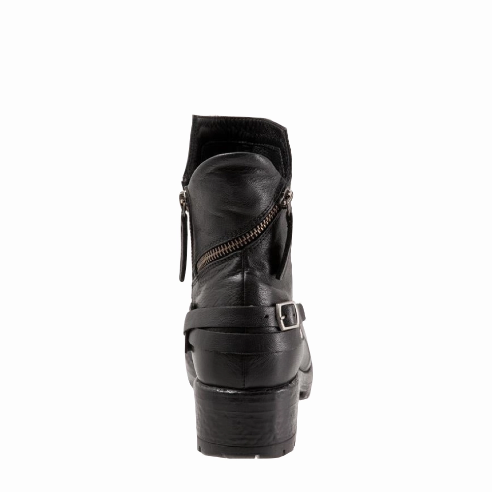 Steady Motion Breathable Bueno Women's Fallon Side Zip Leather Boot in Black