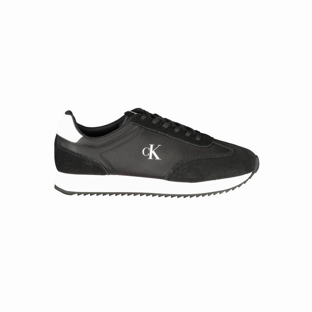 Calvin Klein Leather Men Men's Sneaker running in a school yard shoes plyometric shoes