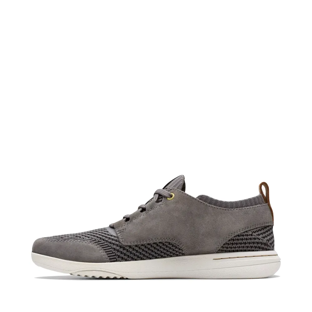 Clarks Men's Easeway Sport Sneaker in Grey Combination metal - finish - design shoes