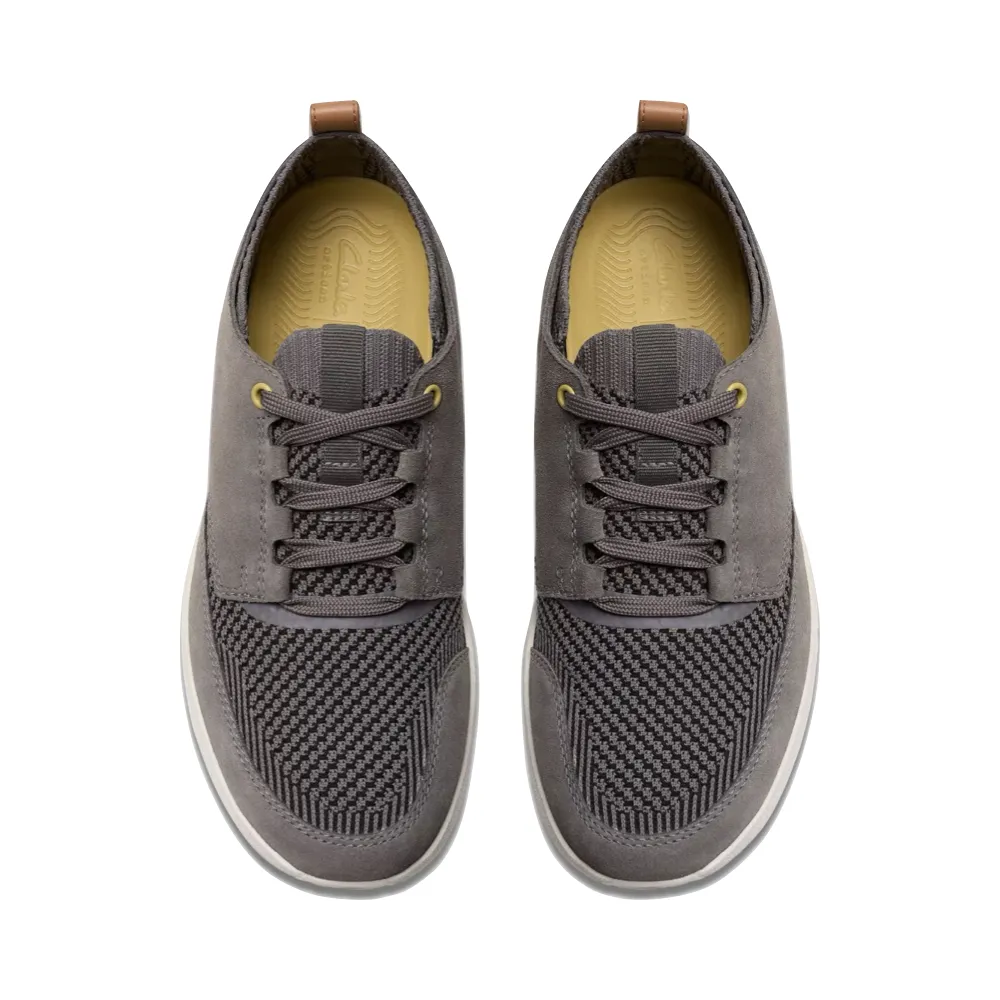 Clarks Men's Easeway Sport Sneaker in Grey Combination Cushioned - tongue