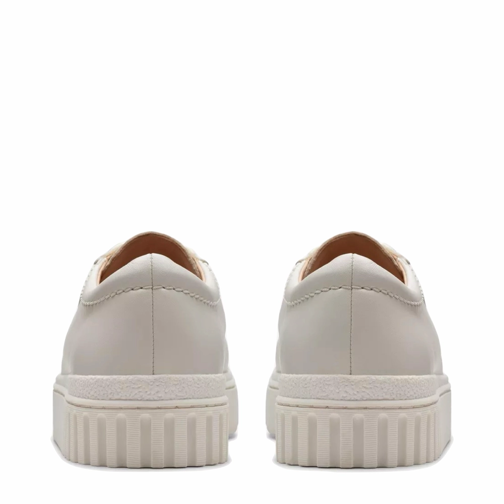 Clarks Women's Mayhill Walk Leather Sneaker in Off White Classic Trend