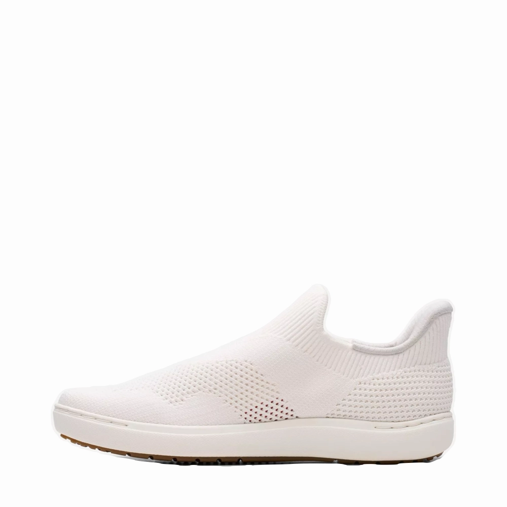 Beach Jog Clarks Women's Nalle Step Knit Slip On in White