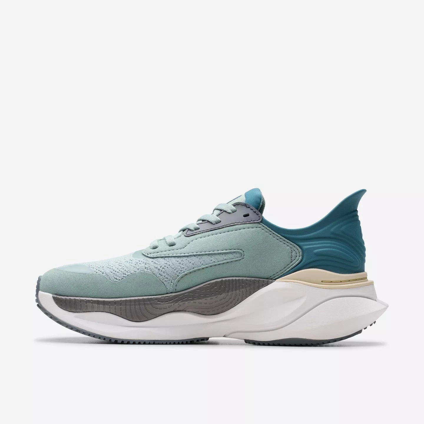 Clarks Women's Pace Sneaker in Aqua Combination Breathable Design