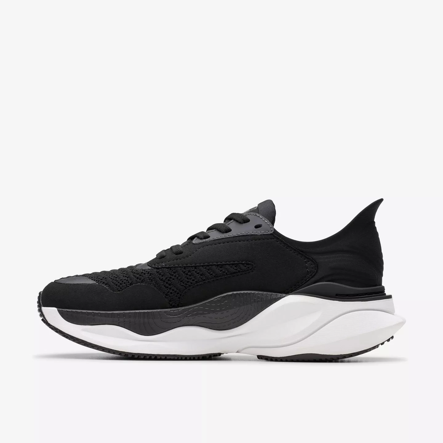 Relax Ready easy move Clarks Women's Pace Sneaker in Black/White