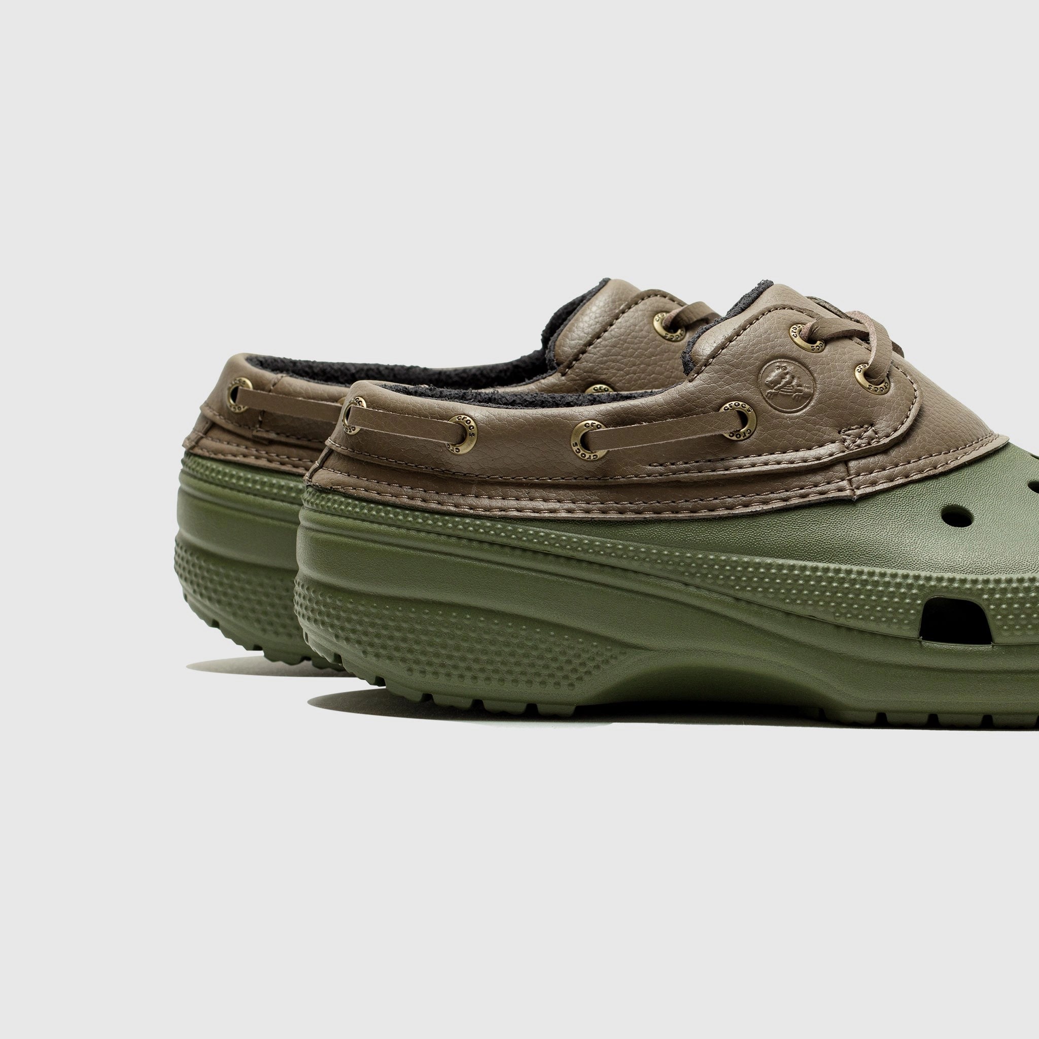 CLASSIC ISLANDER Ergonomic Build