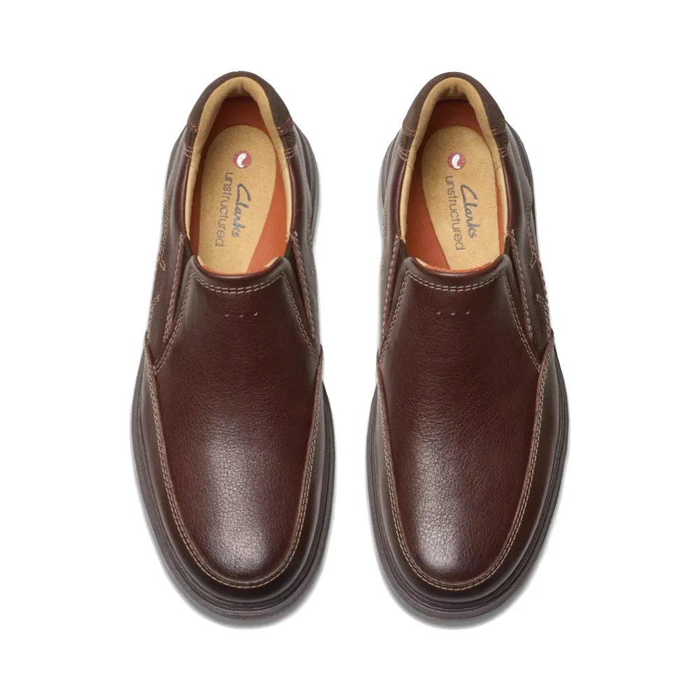 Clarks Men's Un Briley Step Leather Slip On Shoe in Mahogany Low Heel