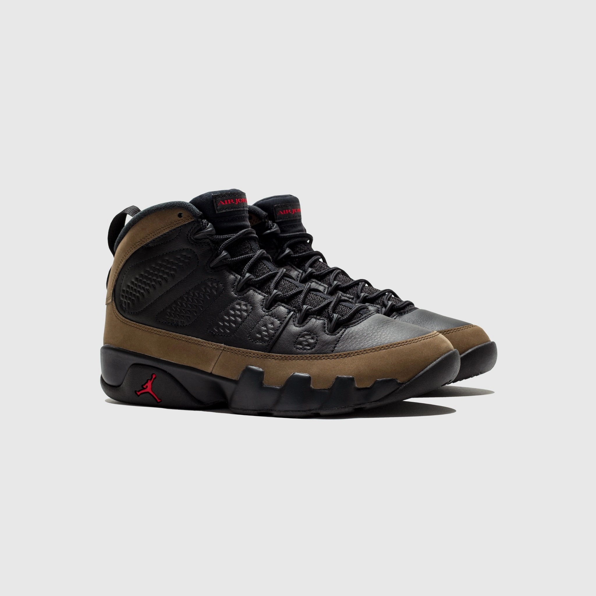 AIR JORDAN 9 RETRO "OLIVE" Refined performance