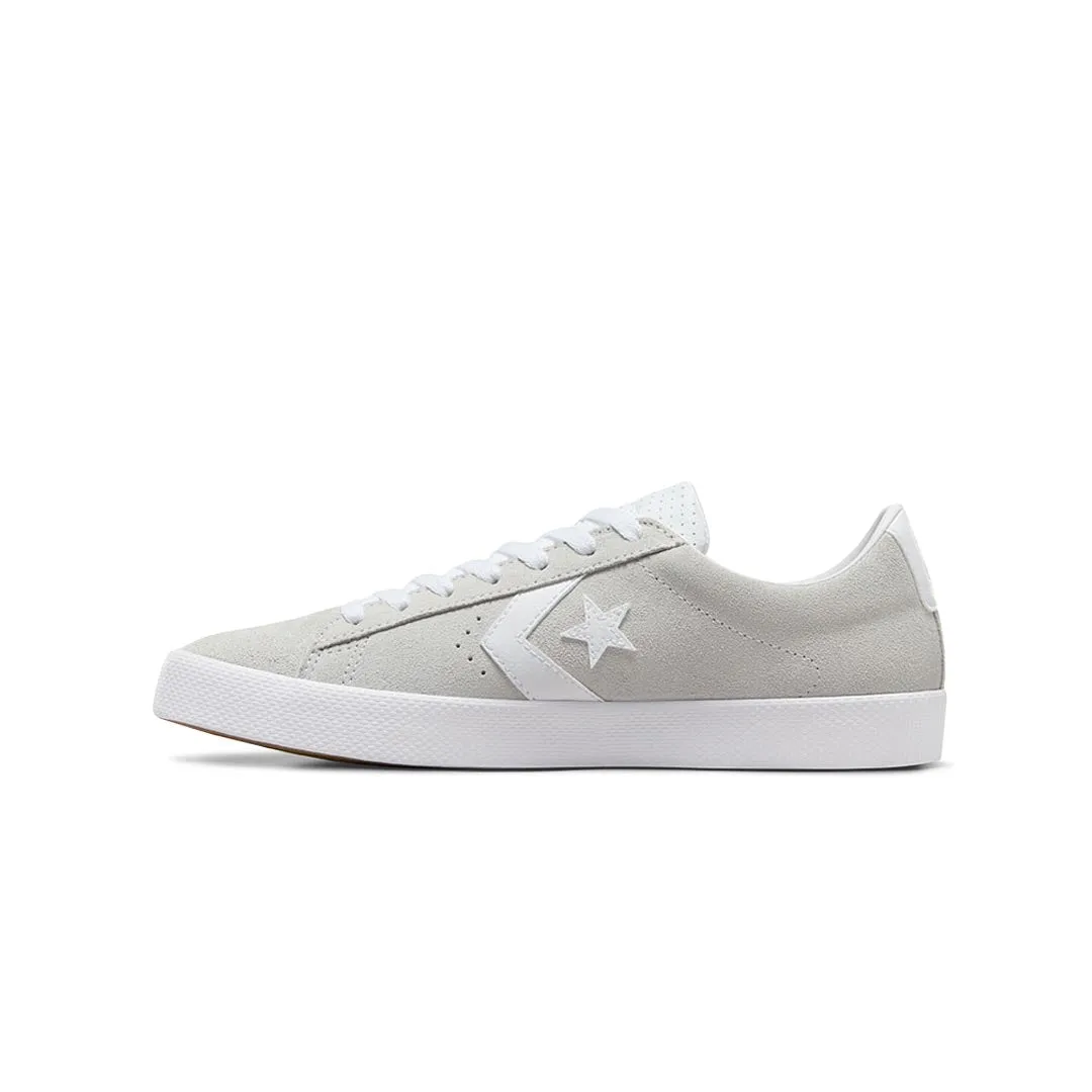 Converse - Unisex Pro Leather Vulc Low Top Shoes (A07621C) Winter Vibe clean look