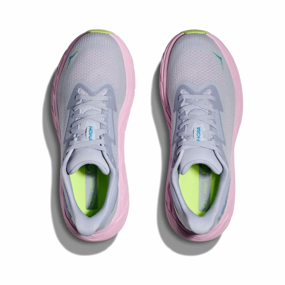 Smooth Soles Quick Comfort Hoka Women's Arahi 7 Sneaker in Gull/Pink Twilight