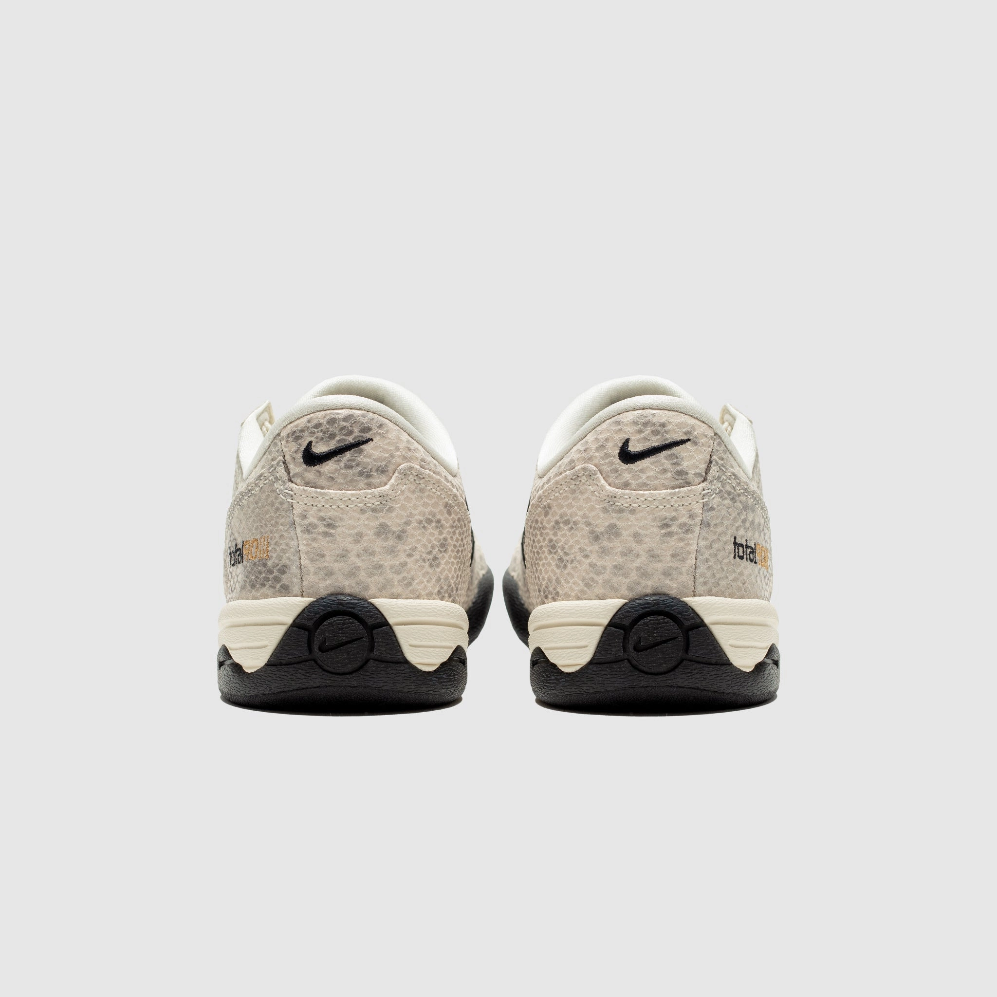 Gait Optimized WMNS TOTAL 90 SE "PALE IVORY SNAKESKIN"