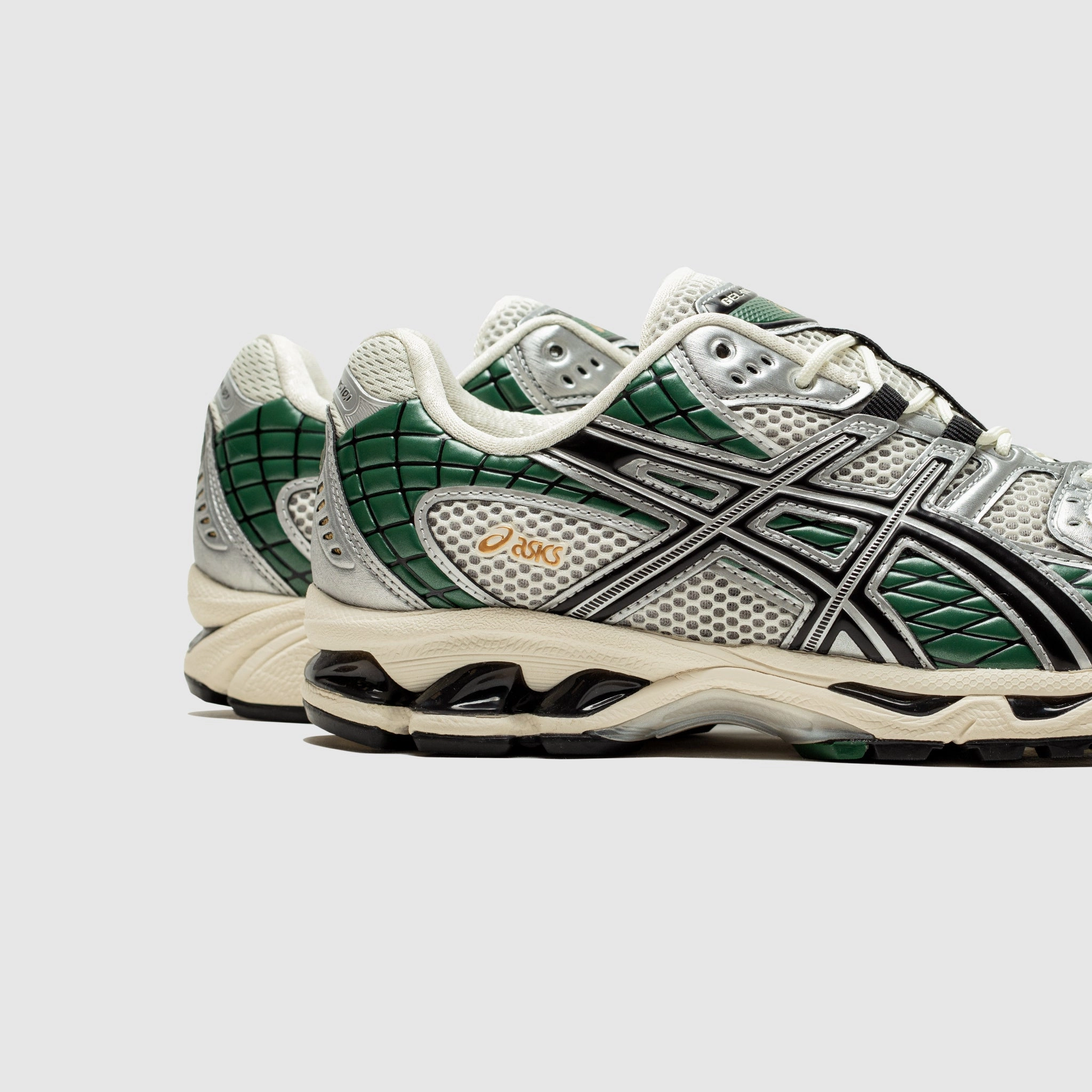 Boosted style Modern Design GEL-NIMBUS 10.1