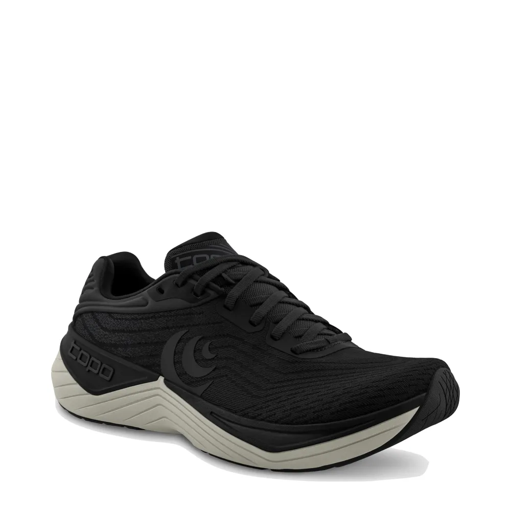 Cold - weather running Stable arch Topo Men's Ultrafly 5 Sneaker in Black/Charcoal