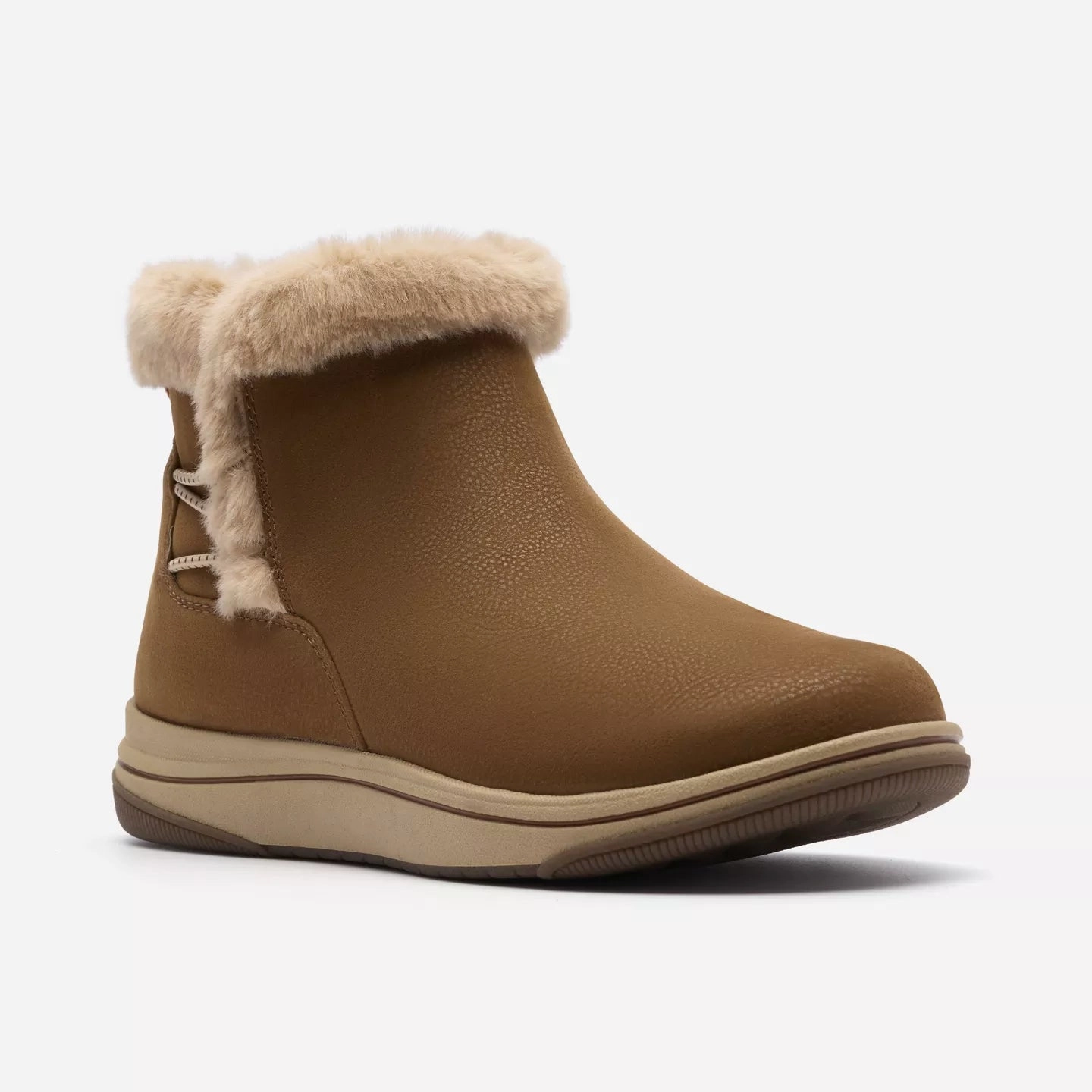 Break Ready Clarks Women's Breeze Fur Boot in Dark Tan Combination
