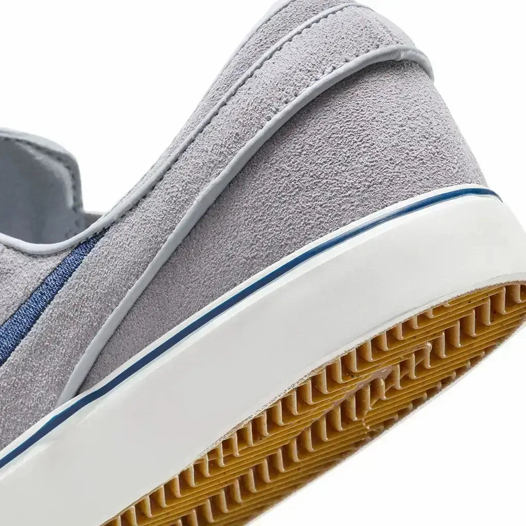 Nike SB Zoom Janoski Slip Micro Perforated Tongue Power Step