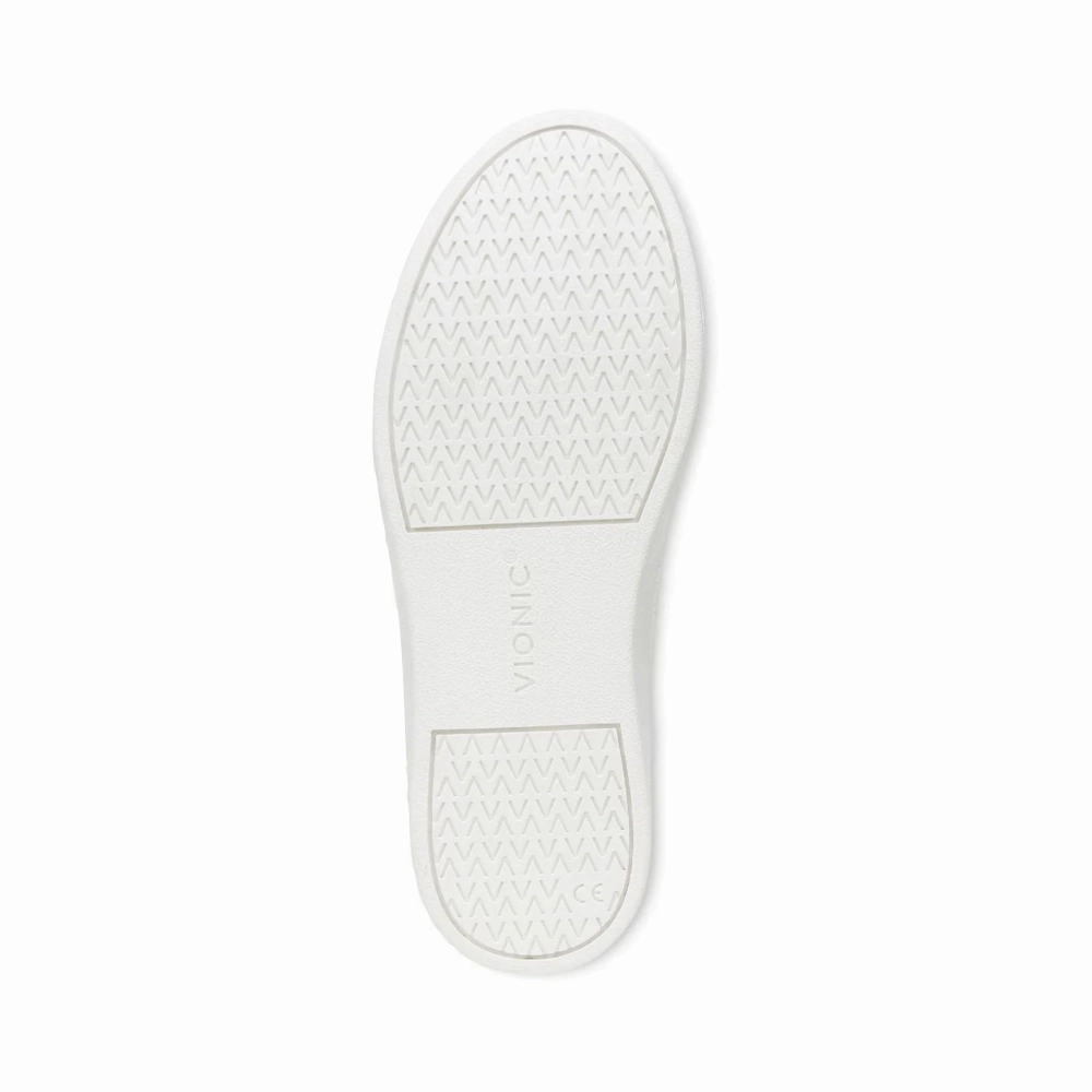 Free Walk Flight Go Vionic Women's Winny Lace Sneaker in White