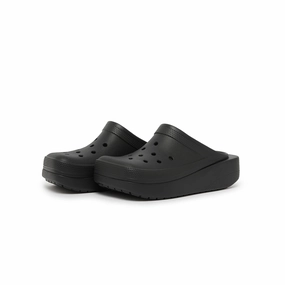 Crocs Classic Blunt Toe Clogs Foot-Friendly Design