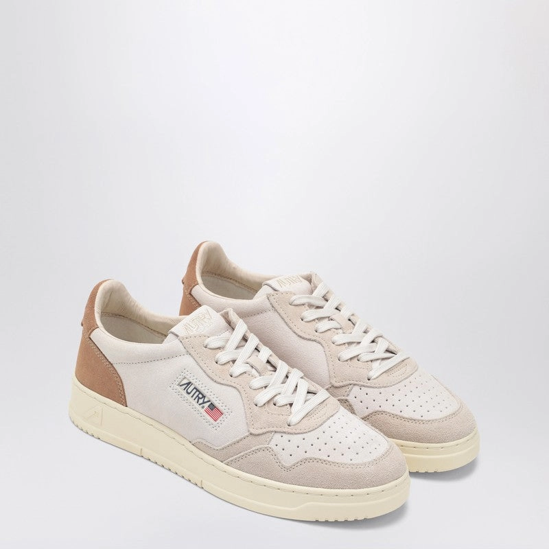 Running essentials amateur runners Autry Men's Medalist Trainer In Sand/Cigar Leather And Suede