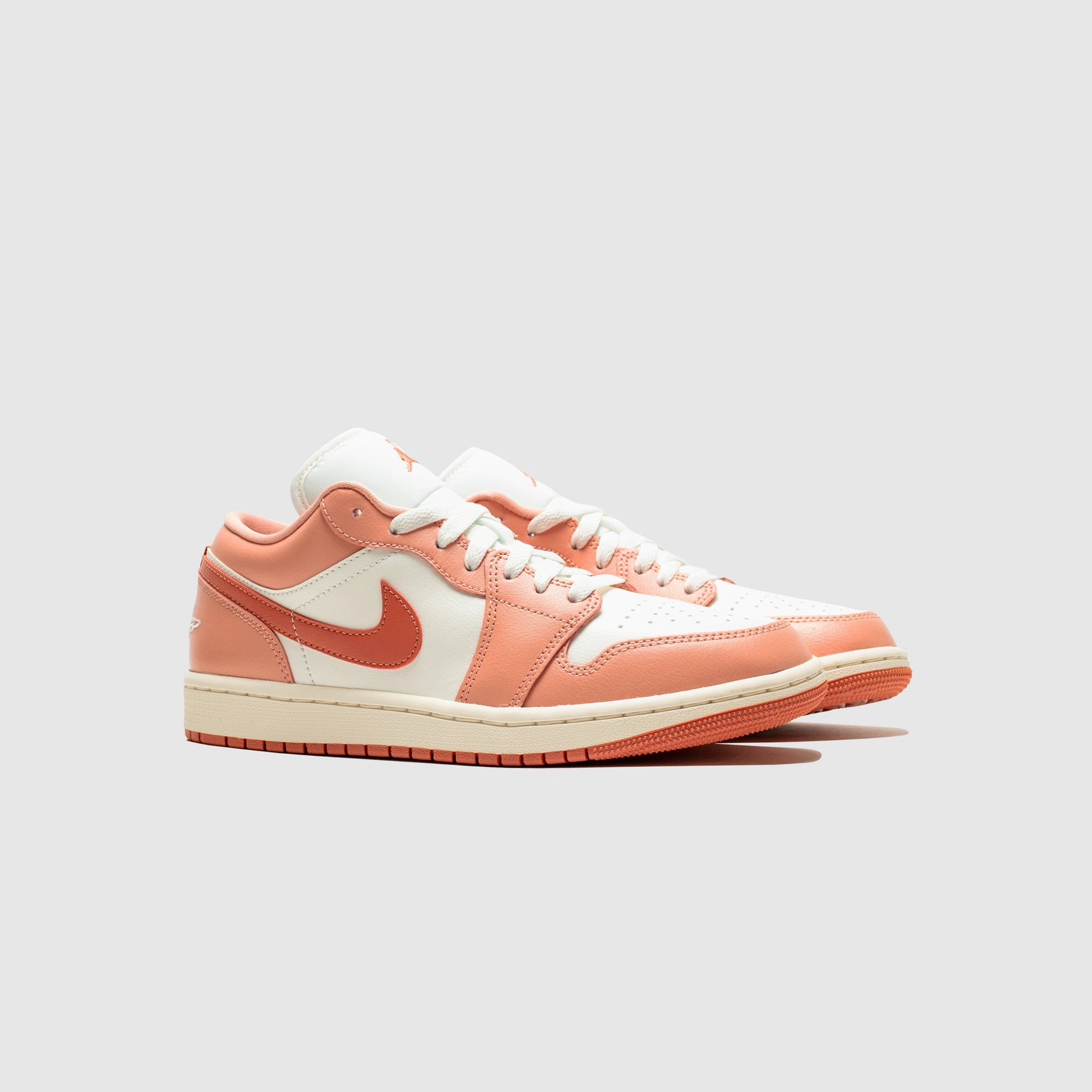 Impact Zones Core Fitness WMNS AIR JORDAN 1 LOW "MADDER ROOT"