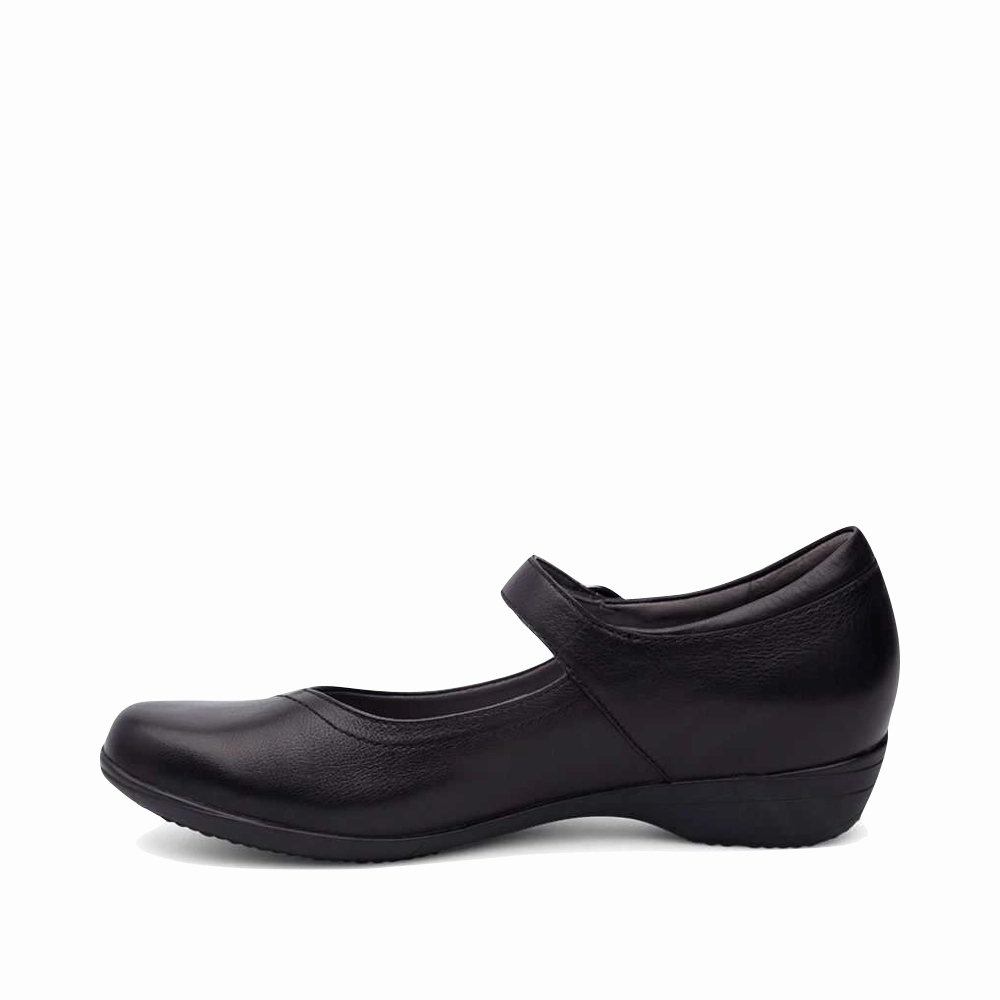 Crisp Trim Dansko Women's Fawna Leather Mary Jane in Black