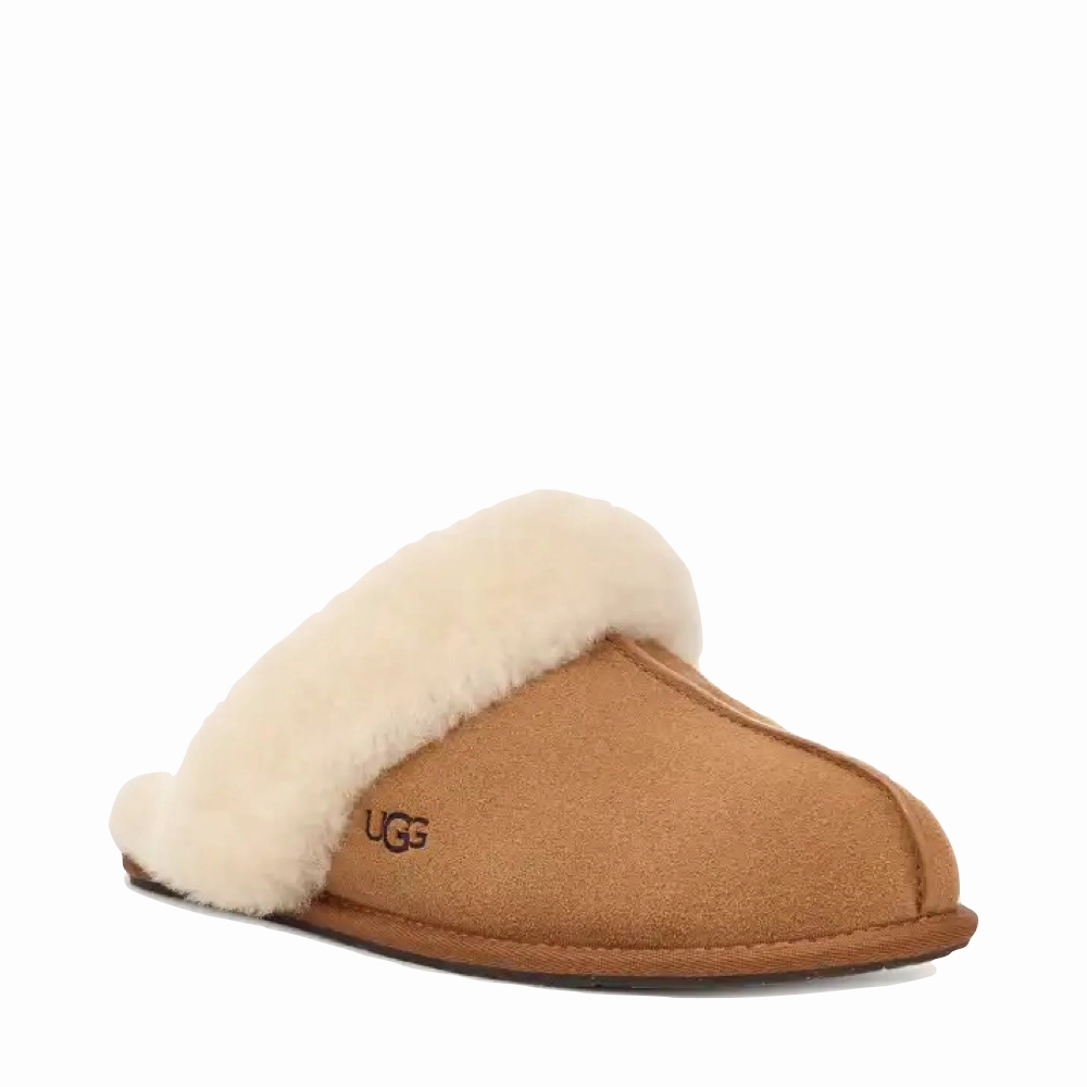 UGG Women's Scuffette II Slipper in Chestnut User-Friendly