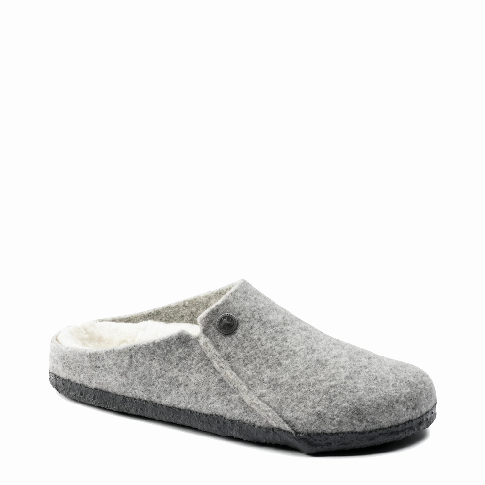 Padded collar Birkenstock Women's Zermatt Shearling Slip On Clog Slipper in Light Grey