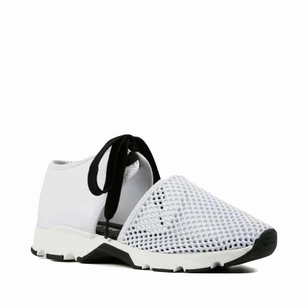 Comfort Enhancement Metro Go All Black Women's Amazing Mesh Sneaker in White