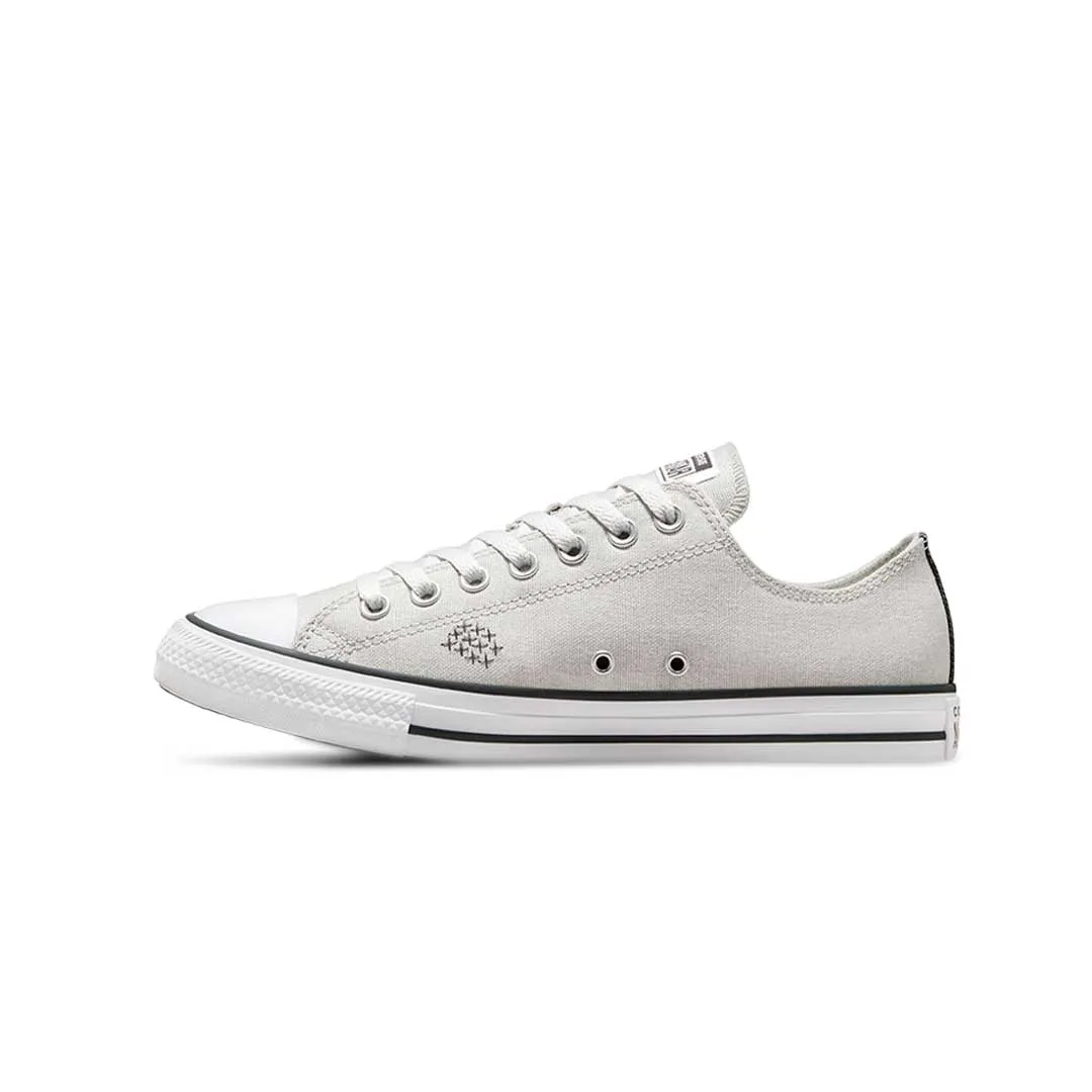 Ergonomic Shape Converse - Unisex Chuck Taylor All Star Low Top Shoes (A08623C)