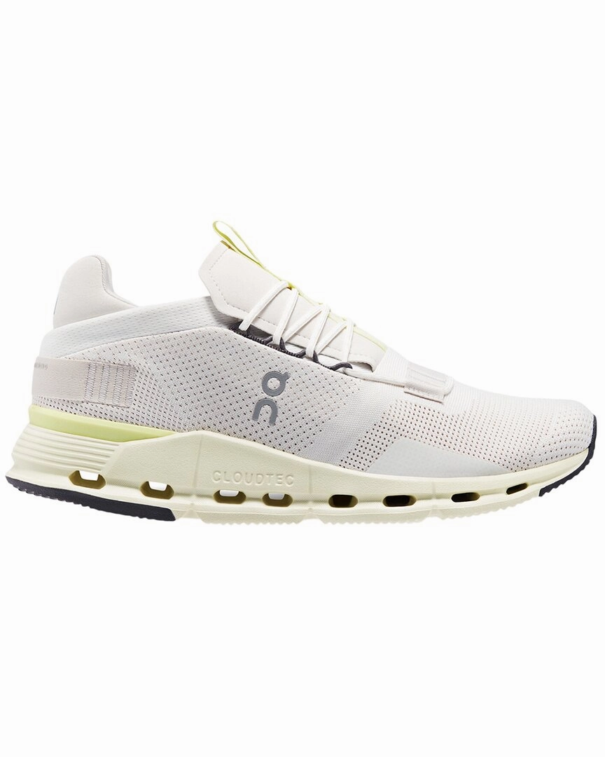 Competitive sports On Running Cloudnova Sneaker