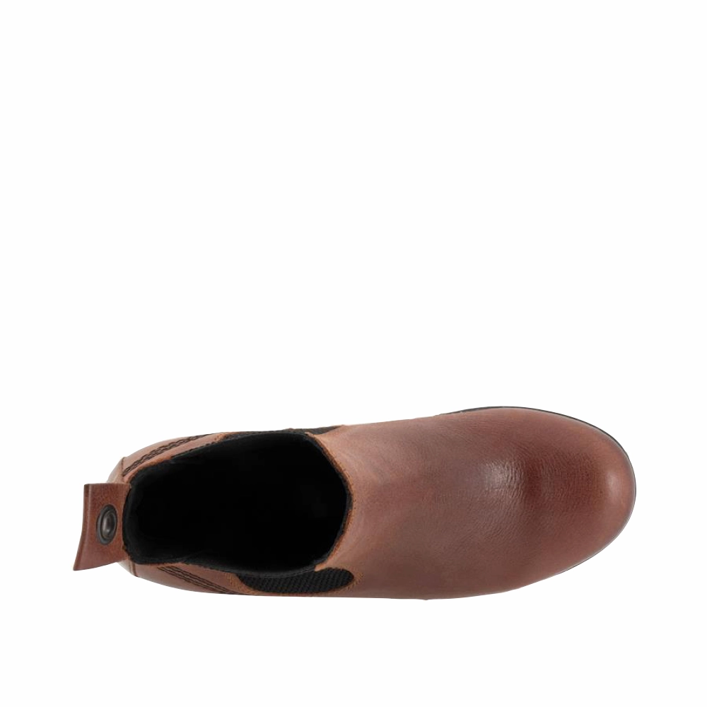 Bueno Women's Florida Leather Pull On Heeled Chelsea Boot in Rust Ad Shoot Track Step