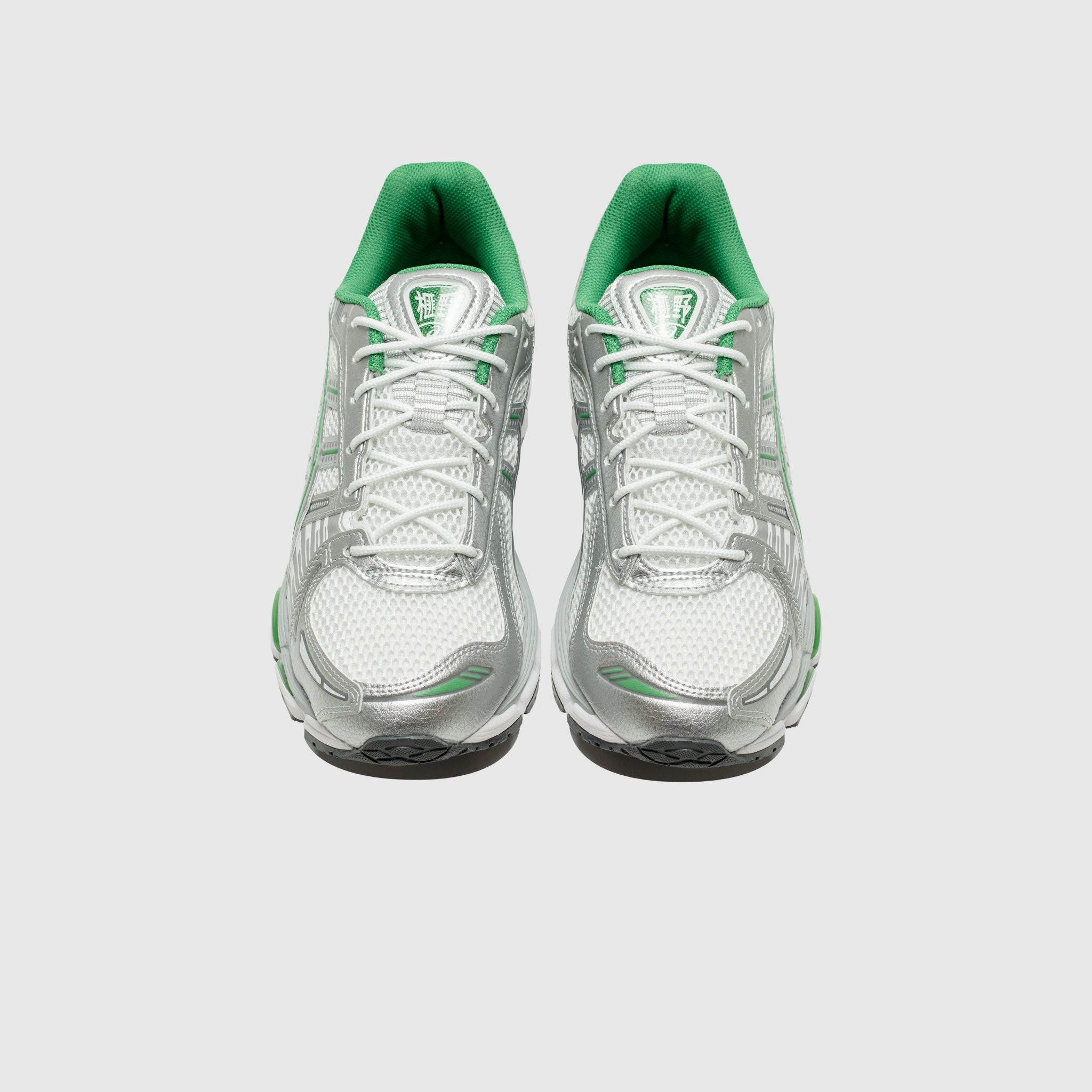 GEL-KAYANO 12.1 stretchy design