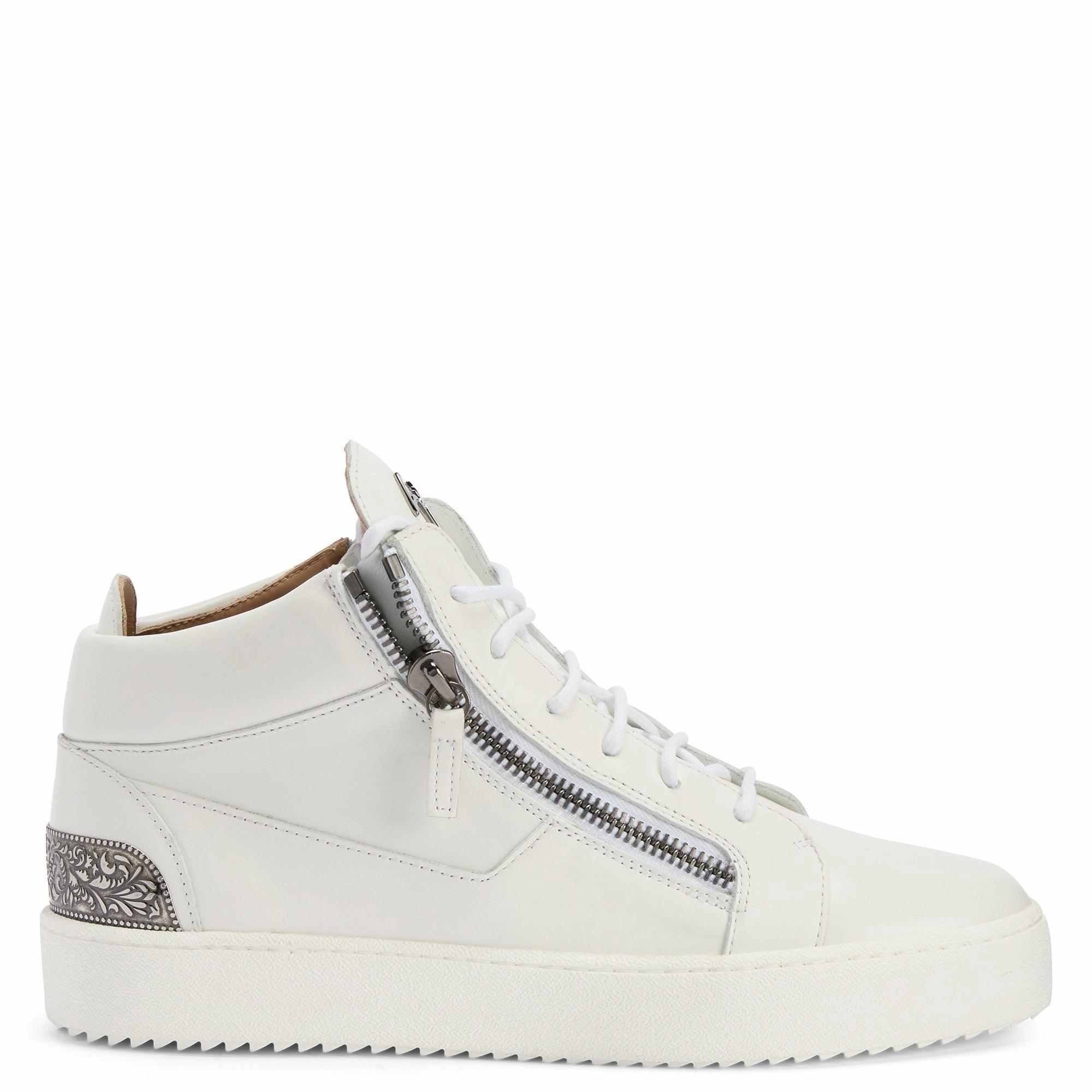 balance balls Giuseppe Zanotti Kriss