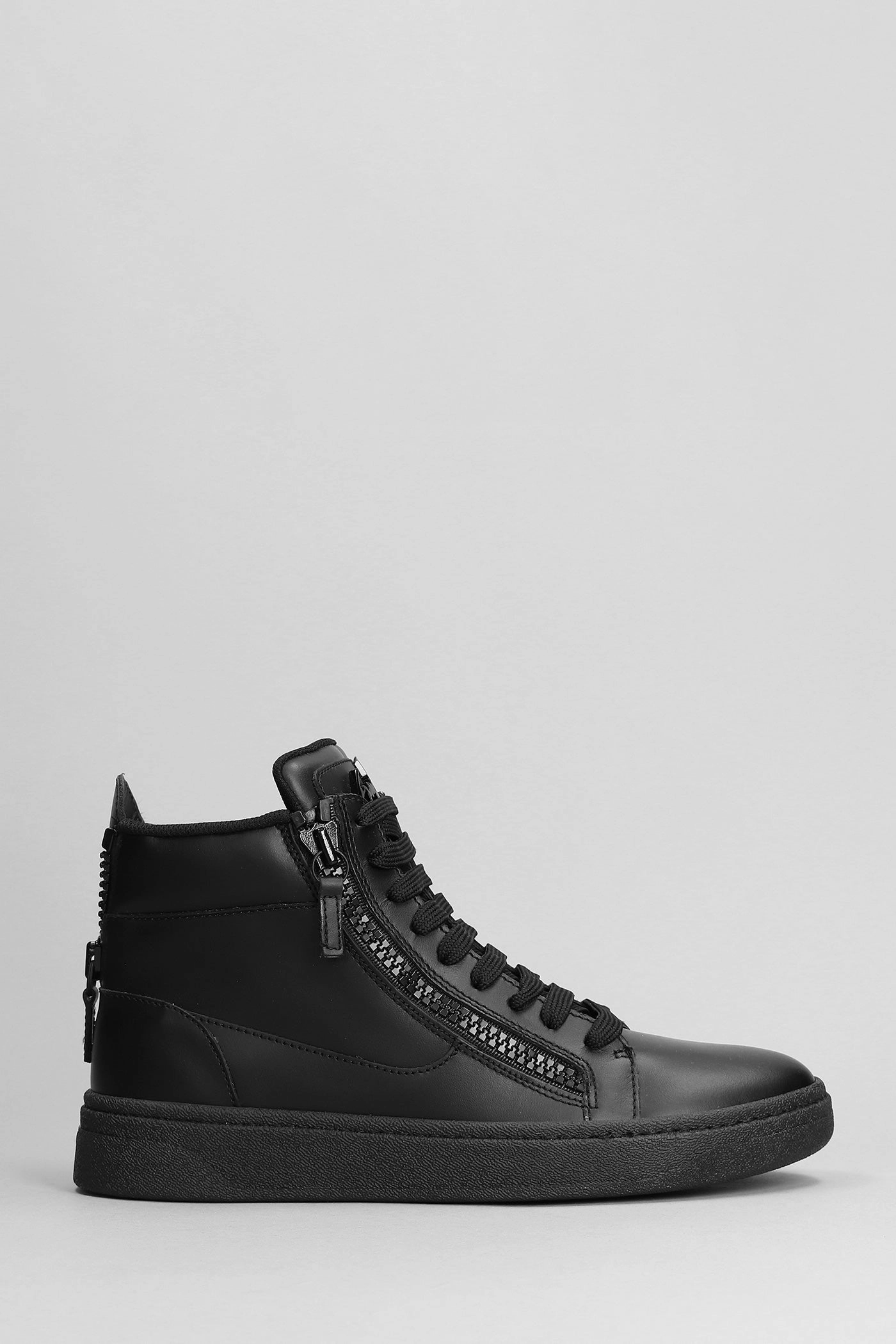 Giuseppe Zanotti Sneakers In Black Leather travel - friendly shoe perk monochromatic running shoes