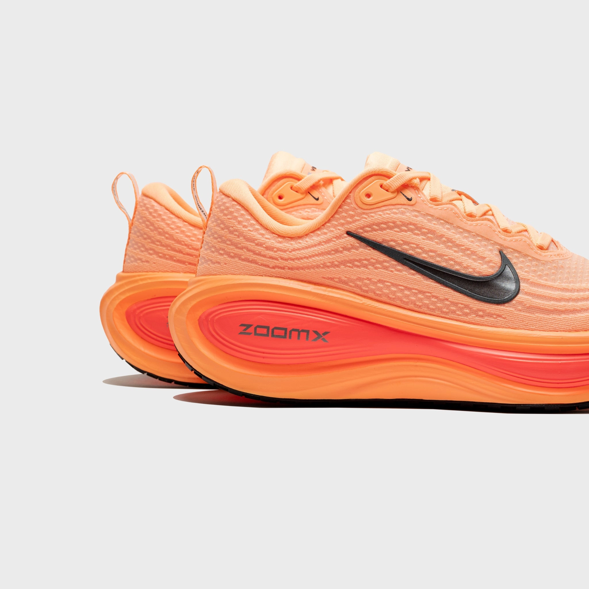 VOMERO PLUS "ORANGE PULSE" Narrow Toe Box Reinforced heel