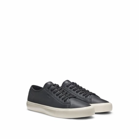 Low-top trainers in grained faux leather Flexible Cushion