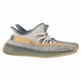 Foot Structure Tread Stability Yeezy x Adidas Boost 350 V2 Sneakers in Israfil Cotton