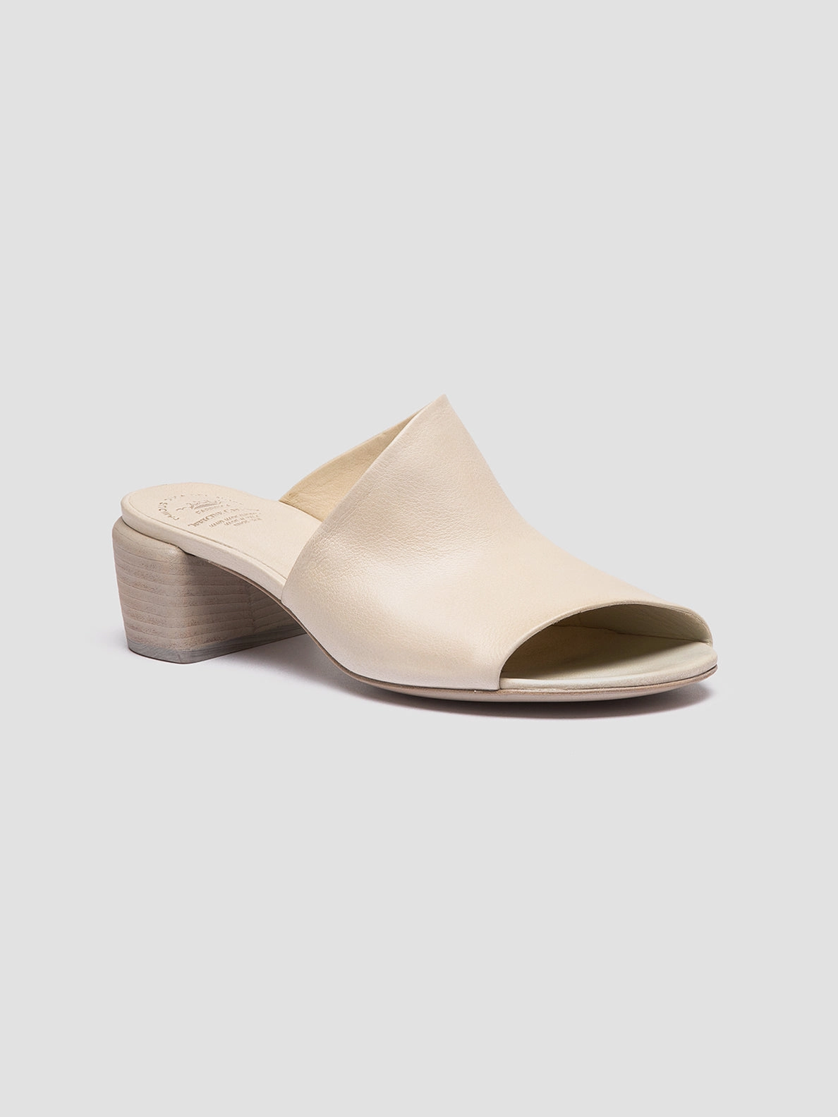 Chic Comfort HADRY 008 - White Leather Slide Sandals